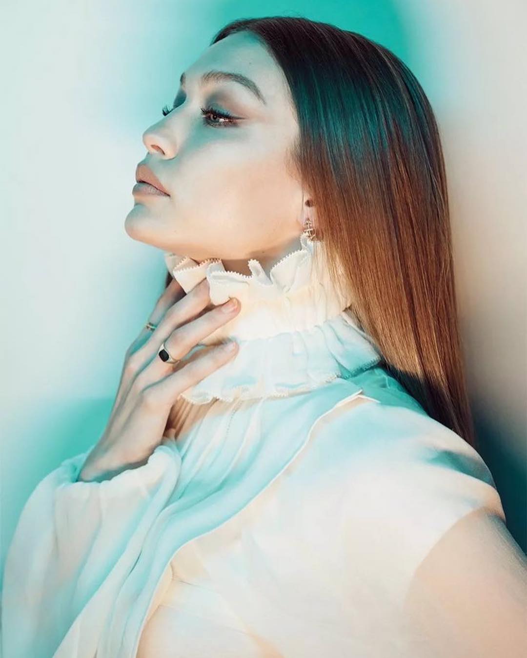 Більше, ніж краса: Джіджі Хадід розповіла, як ставиться до соцмереж, слави і зовнішності